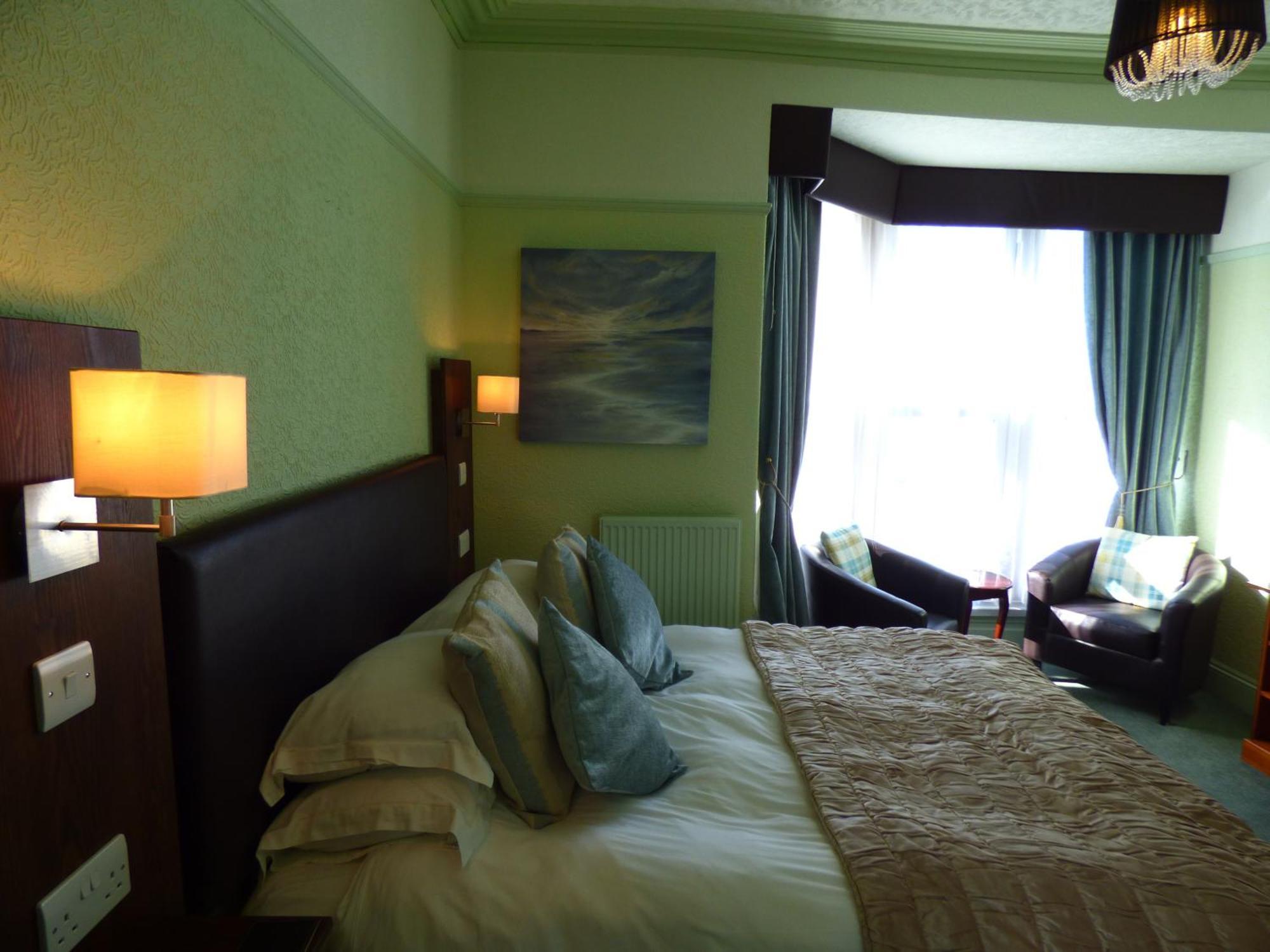 Southcliff Guest House Tenby Extérieur photo