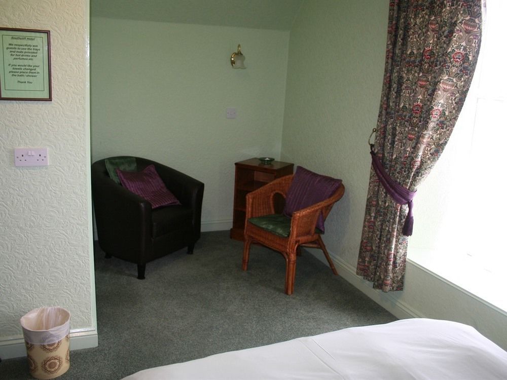 Southcliff Guest House Tenby Extérieur photo